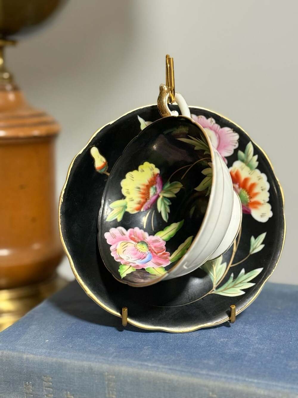 Ardalt Lenwile 6194 Black Floral Teacup And Saucer